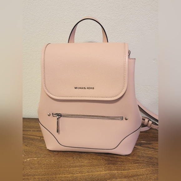 EUC Michael Kors Harrison Blush Pink Backpack - Picture 1 of 9